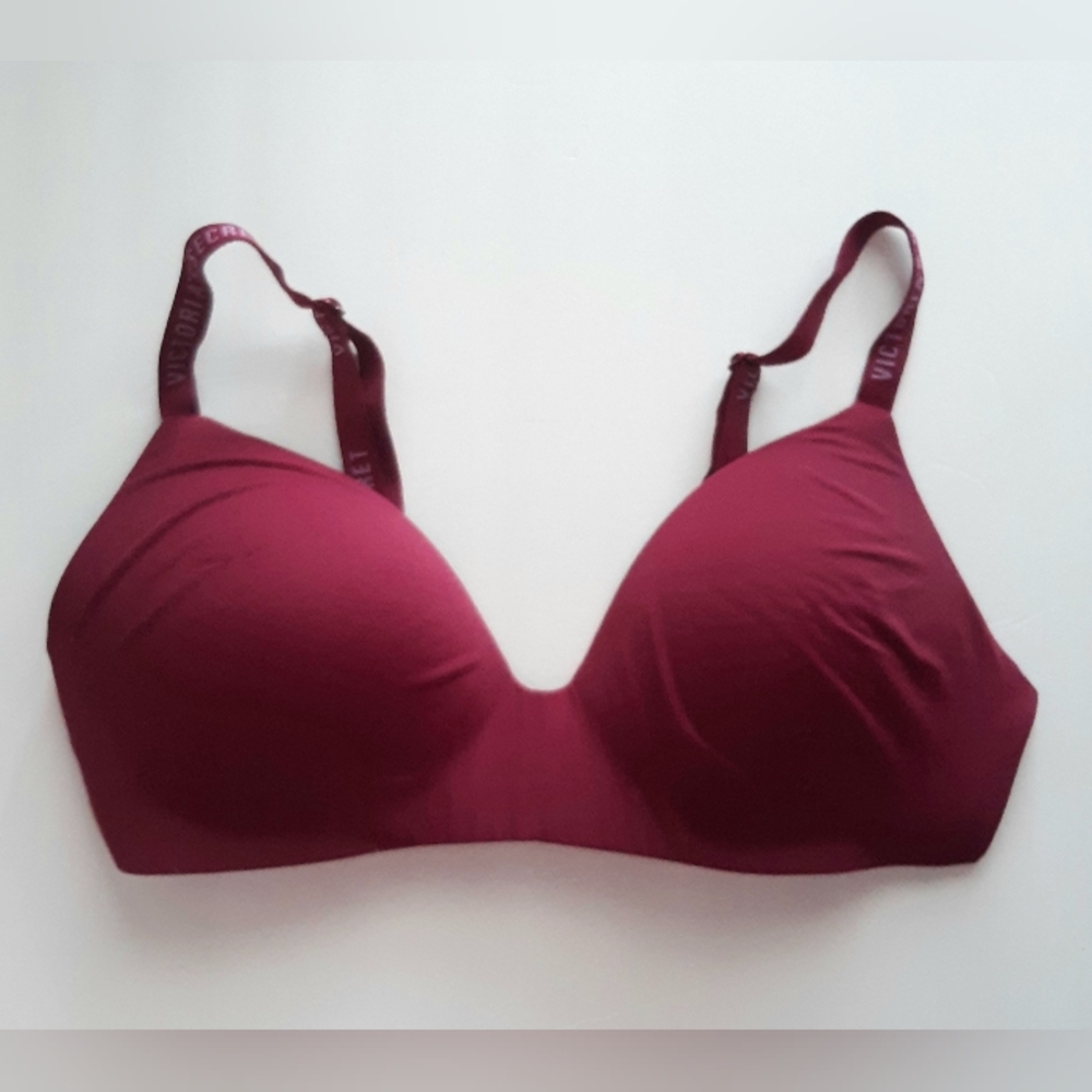 VS Lined Wireless Bra 38C